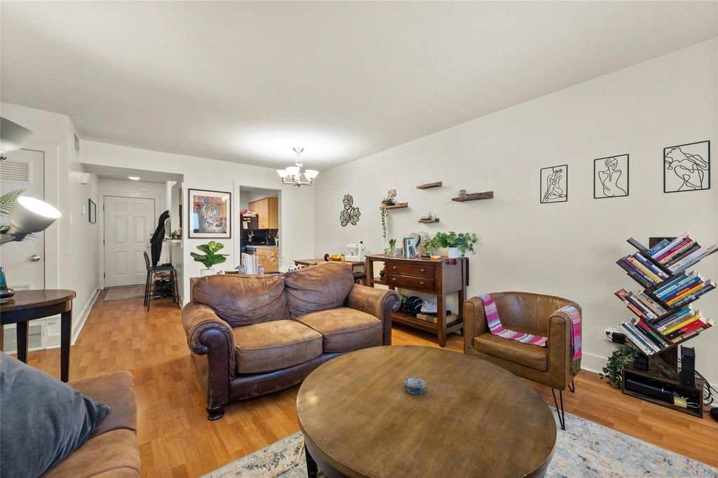 3815 Guadalupe 207, Austin, TX 78751