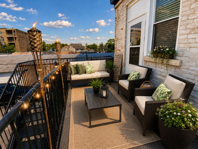 4958 Main Street B, Downers Grove, IL 60515