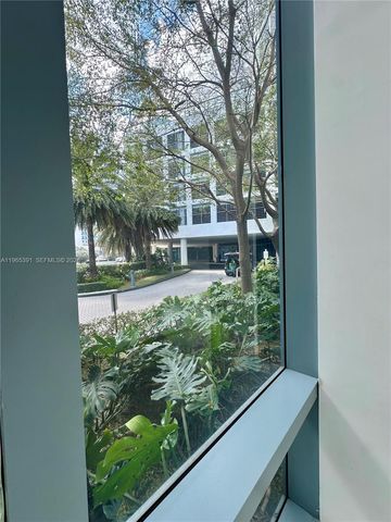 601 NE 36th St 3111, Miami, FL 33137