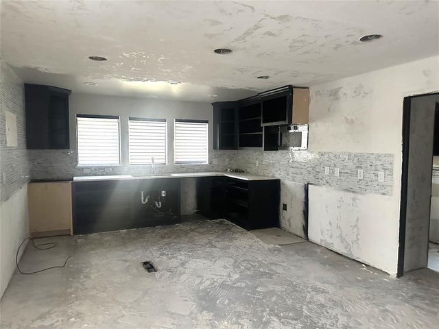 3400 Twelve Oaks Road, Oklahoma City, OK 73120