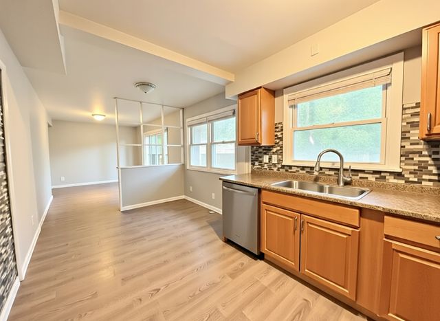 930 Coach Road, Homewood, IL 60430