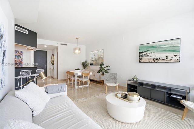 801 Brickell Key Boulevard 707, Miami, FL 33131