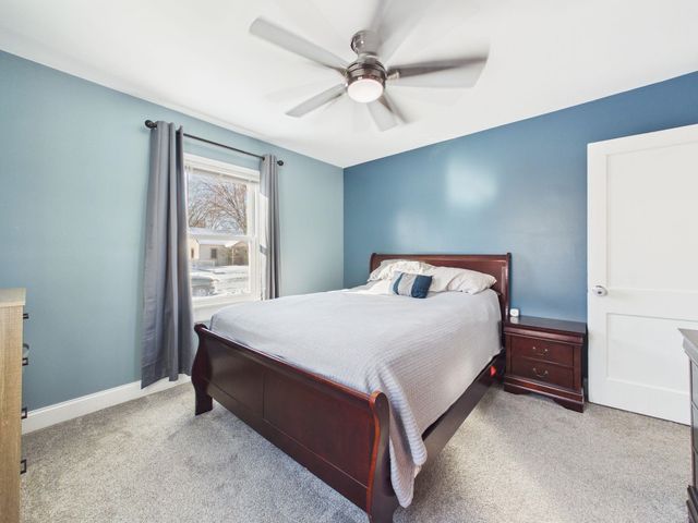 1742 S Grove St, Wichita, KS 67211