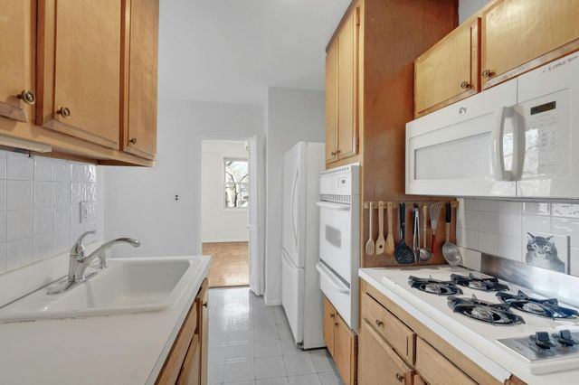250 Garth Road 1J3, Scarsdale, NY 10583