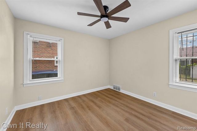 17612 Plainview Avenue, Detroit, MI 48219