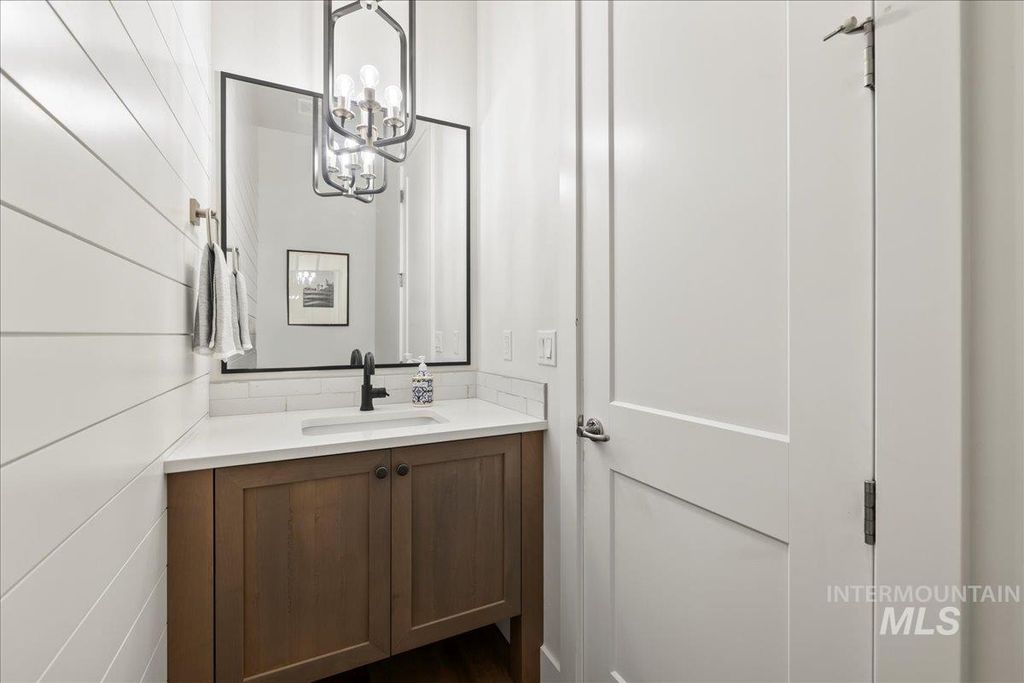 8101 W Mirror Pond Dr, Boise, ID 83714 photo 24