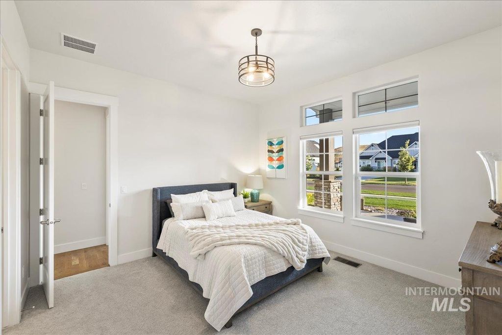 8101 W Mirror Pond Dr, Boise, ID 83714 photo 25