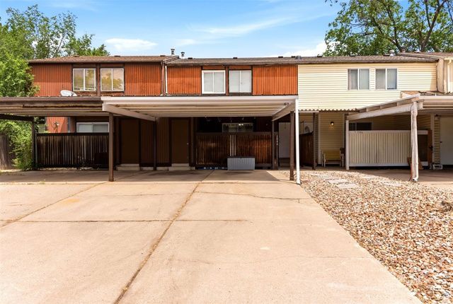 1944 E WILLOW WOOD LN, Ogden, UT 84403