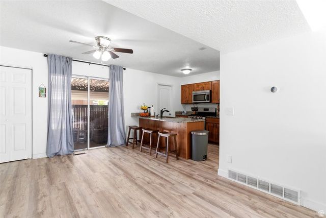 1944 E WILLOW WOOD LN, Ogden, UT 84403
