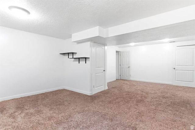 1944 E WILLOW WOOD LN, Ogden, UT 84403