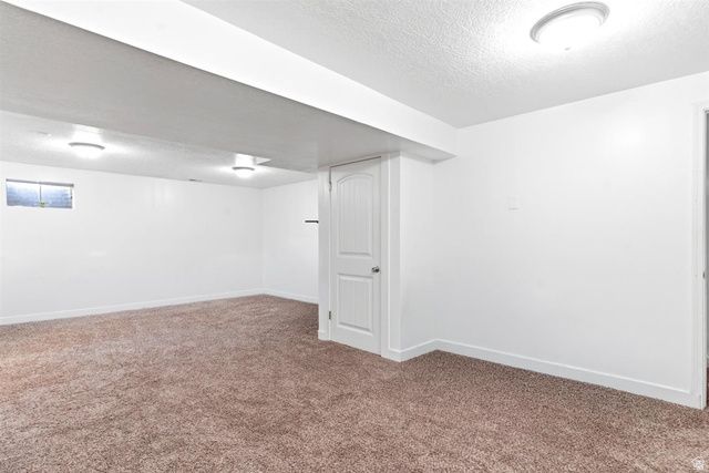 1944 E WILLOW WOOD LN, Ogden, UT 84403