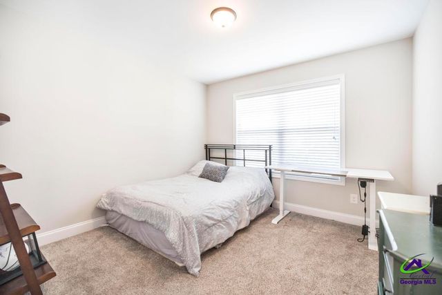 108 Chatham Ct, Byron, GA 31008