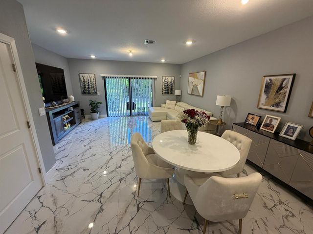 178 SE 5th Court SE, Deerfield Beach, FL 33441