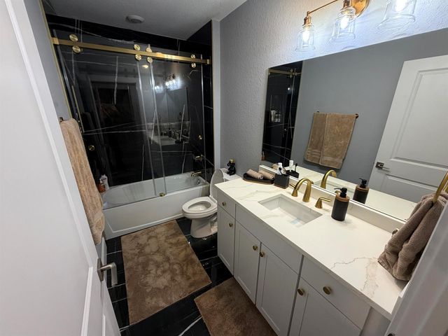 178 SE 5th Court SE, Deerfield Beach, FL 33441