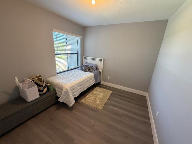 178 SE 5th Court SE, Deerfield Beach, FL 33441