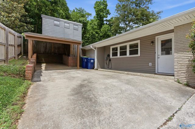 2117 Shades Crest Road SE, Huntsville, AL 35801