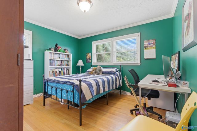 2117 Shades Crest Road SE, Huntsville, AL 35801