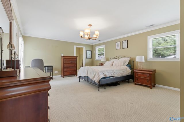 2117 Shades Crest Road SE, Huntsville, AL 35801