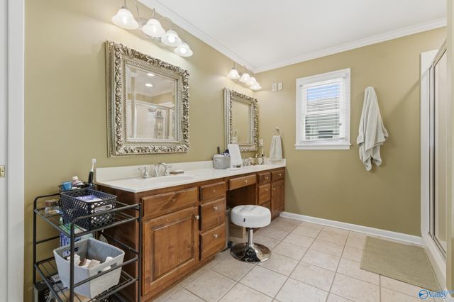 2117 Shades Crest Road SE, Huntsville, AL 35801