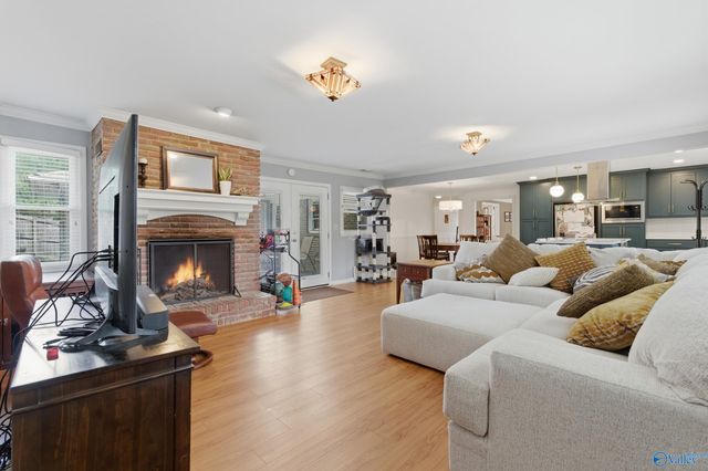 2117 Shades Crest Road SE, Huntsville, AL 35801