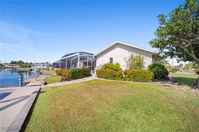 4530 W Coral CIR, Fort Myers, FL 33903
