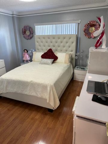 6768 N 10th Ave Avenue N 210, Lake Worth, FL 33467