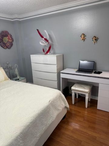 6768 N 10th Ave Avenue N 210, Lake Worth, FL 33467