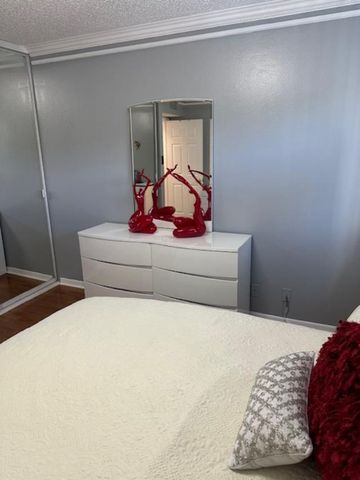 6768 N 10th Ave Avenue N 210, Lake Worth, FL 33467