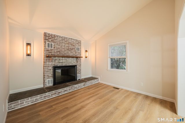 132 Hollyberry Lane, Plainville, CT 06062