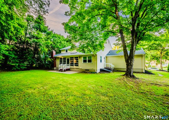 132 Hollyberry Lane, Plainville, CT 06062