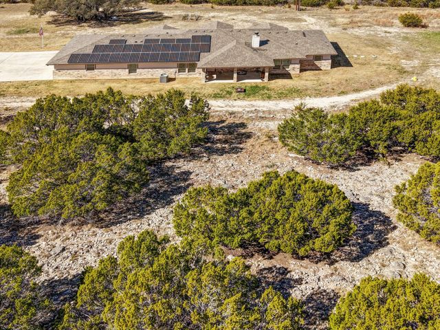 2807 Grimes Crossing RD, Copperas Cove, TX 76522