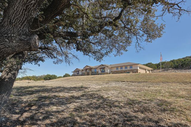 2807 Grimes Crossing RD, Copperas Cove, TX 76522