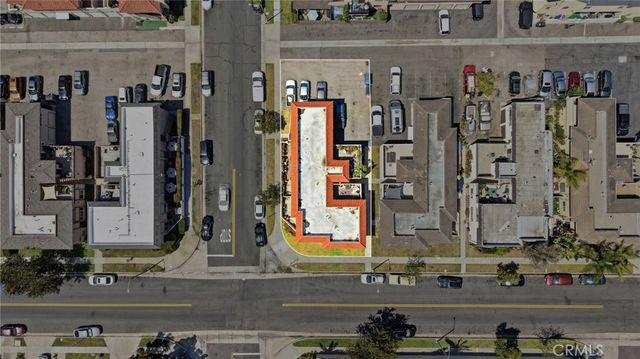 1501 Huntington Street, Huntington Beach, CA 92648