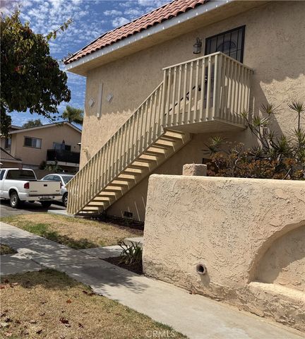 1501 Huntington Street, Huntington Beach, CA 92648