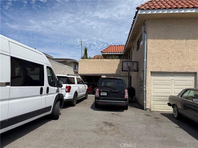 1501 Huntington Street, Huntington Beach, CA 92648