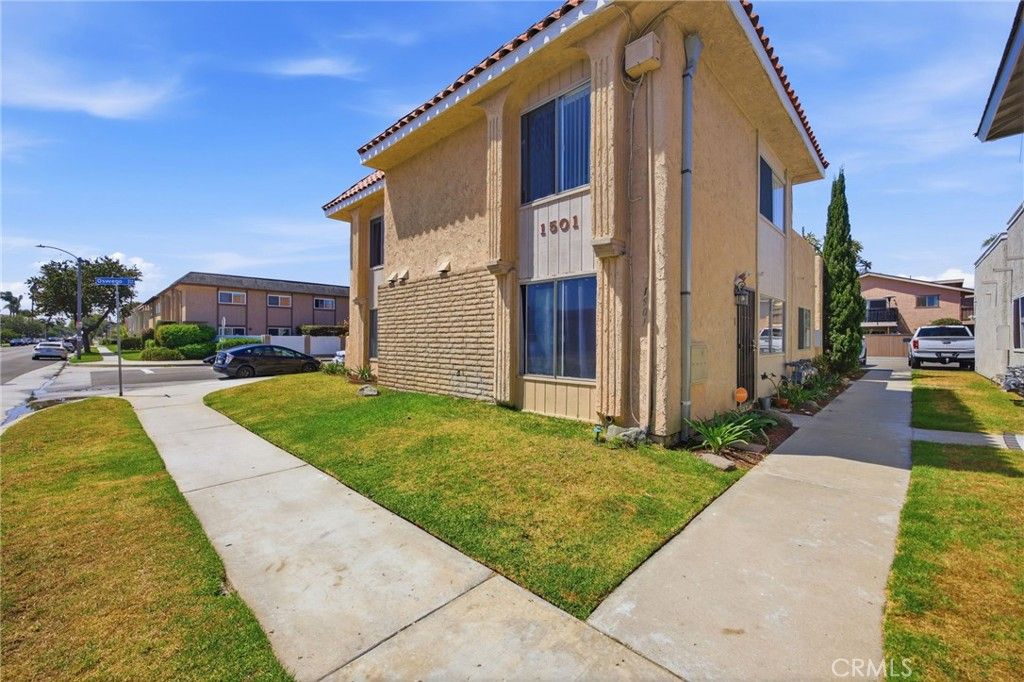 1501 Huntington Street, Huntington Beach, CA 92648 — photo 3