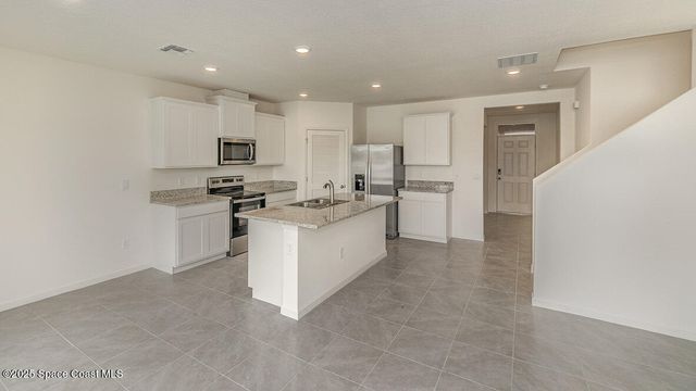 1920 Alwar Avenue SW, Palm Bay, FL 32908