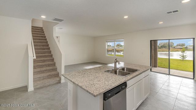 1920 Alwar Avenue SW, Palm Bay, FL 32908
