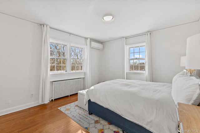 55 Edgewood Avenue, Larchmont, NY 10538