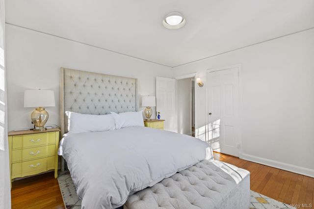 55 Edgewood Avenue, Larchmont, NY 10538