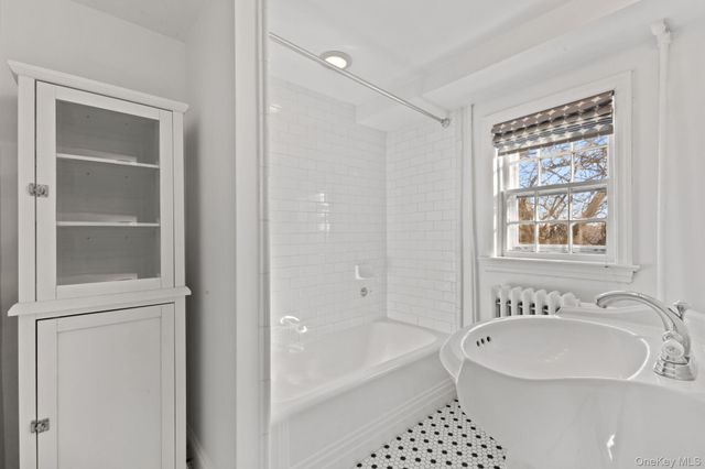 55 Edgewood Avenue, Larchmont, NY 10538