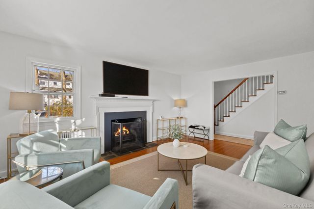 55 Edgewood Avenue, Larchmont, NY 10538