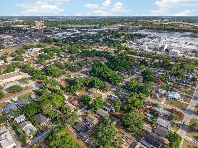 514 WALNUT STREET, Auburndale, FL 33823