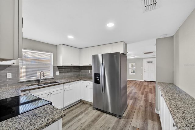 514 WALNUT STREET, Auburndale, FL 33823