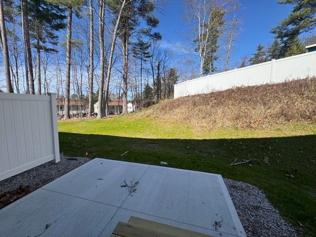 6C Dearborn Circle, Goffstown, NH 03045