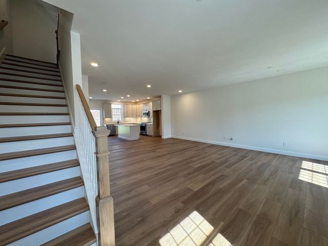 6C Dearborn Circle, Goffstown, NH 03045