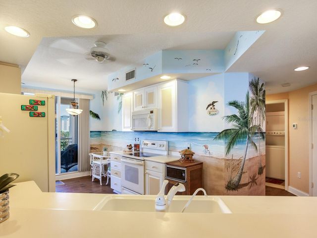 11 SAN MARCO STREET 408, Clearwater Beach, FL 33767