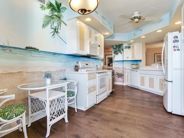 11 SAN MARCO STREET 408, Clearwater Beach, FL 33767