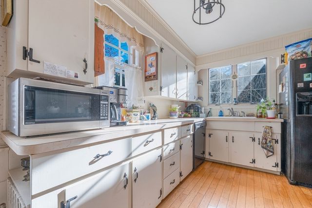 278 Main Street, Kingston, MA 02364