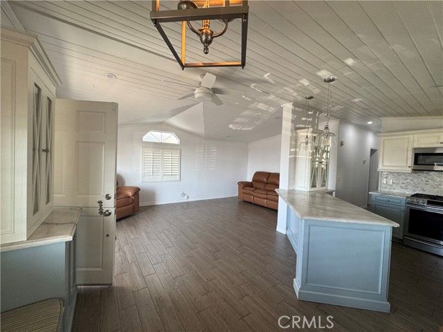 21851 Newland, Huntington Beach, CA 92646